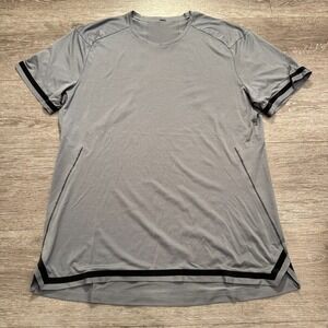 Lululemon Shirt Mens Medium Gray Fast Free Bold Lines Short Sleeve Seamless